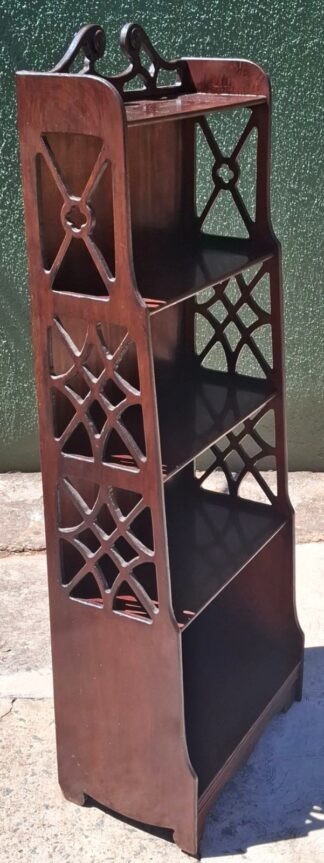 LOT 202 (33168) Est R2000 to R4000 - A Mahogany and Veneer Chippendale-style Bookcase of Neat Proportions
