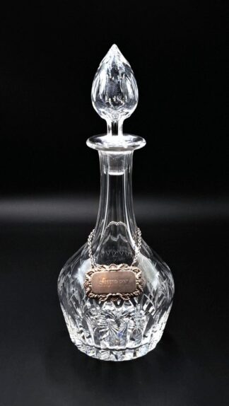 LOT 110 (33146) Est R500 to R1500 - A Stuart Crystal Abbey pattern Spirt Decanter with faceted Stopper
