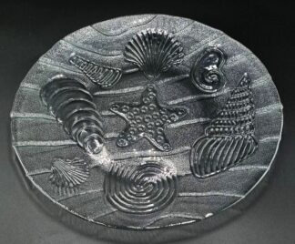 LOT 115 (33032) Est R500 to R1500 - A pair of Swedish Kosta Boda Ocean Art Glass Circular Serving Platters