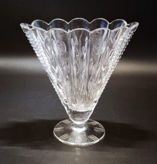 LOT 88 (33128) Est R500 to R1500 - A Post-war Czech Crystal Art Deco-style Rose-cut footed Fan Flower Vase