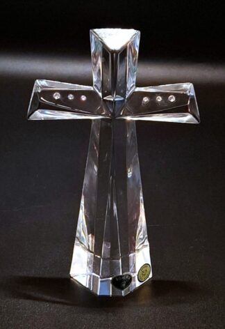 LOT 91 (32963) Est R500 to R1500 - A Contemporary Bohemia Czech Republic Crystal Crucifix Ornament