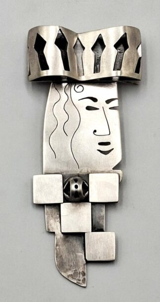 LOT 303 (3298616) Est R800 to R1600 - An Unusual Mid 20th Century Sterling Silver Three Dimensional Handmade Masque Statement Brooch