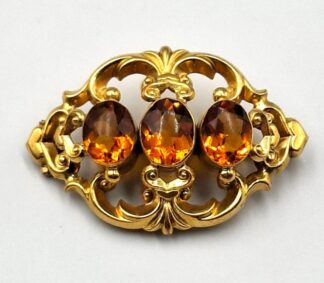 LOT 308 (3298622) Est R300 to R600 - A Mid-Victorian Ladies Gilt-Metal (Pinchbeck) Brooch in the Rococo-Revival taste
