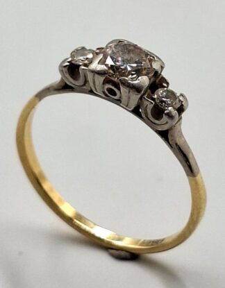 LOT 313 (32985) Est R4000 to R8000 - A Ladies 14ct Yellow Gold and Platinum Diamond Set Ring circa 1930s