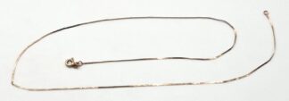 LOT 259 (33174) Est R600 to R1200 - A Dainty 9ct Yellow Gold Fine-link Flat-link Neck Chain