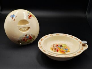 LOT 170 (33181) Est R500 to R1500 - A Scarce Royal Doulton Bunnykins Child's Warming Dish with Removable Cover