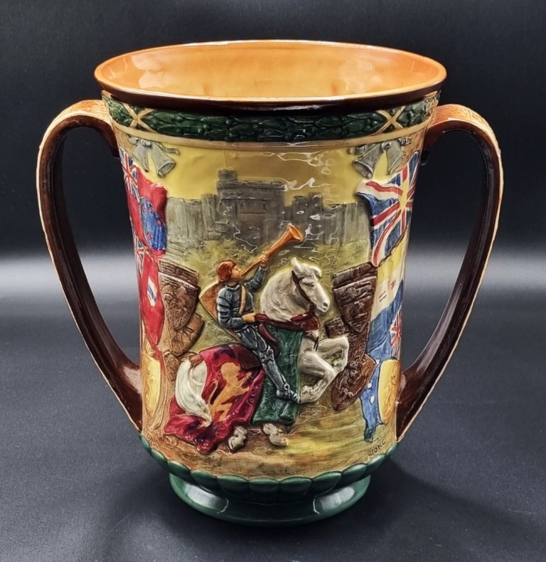 LOT 179 (329072) Est R2000 to R4000 – A Royal Doulton Commemorative The January-December 1936, King Edward VIII Glazed Earthenware Loving Cup, designed by Harry Fenton and Charles Noke - Image 3