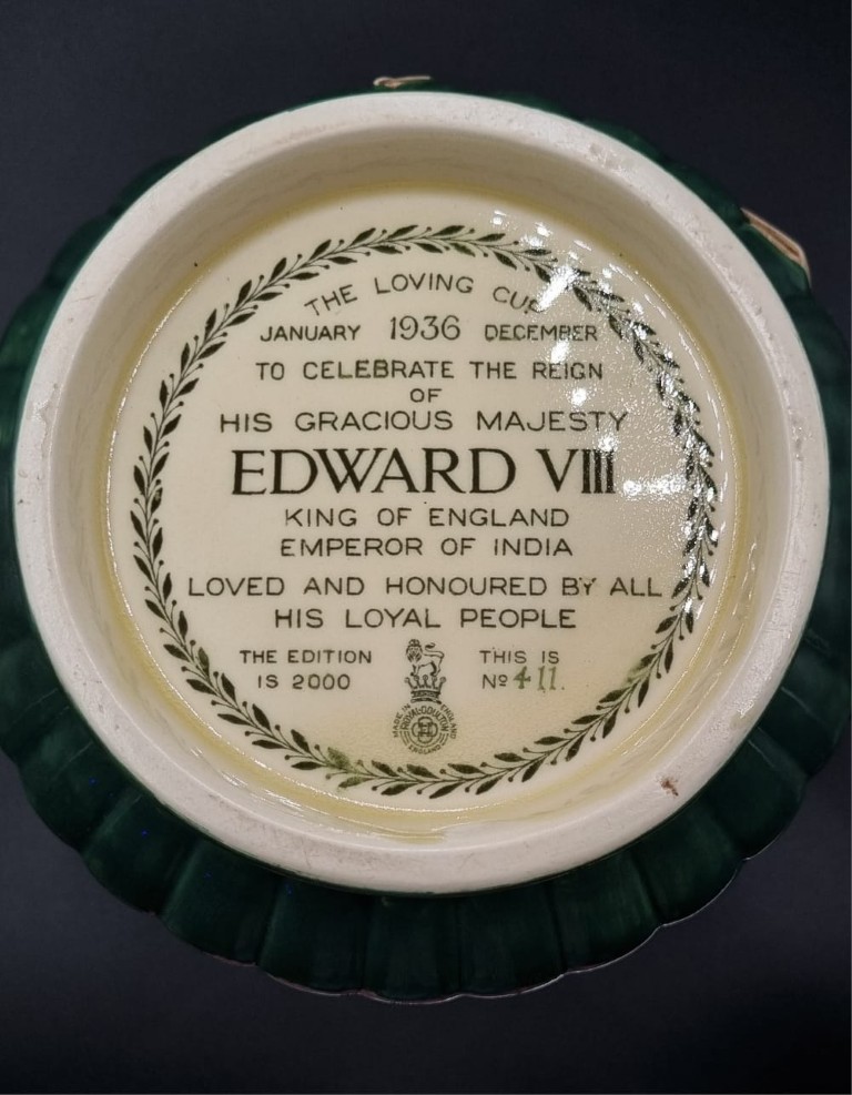 LOT 179 (329072) Est R2000 to R4000 – A Royal Doulton Commemorative The January-December 1936, King Edward VIII Glazed Earthenware Loving Cup, designed by Harry Fenton and Charles Noke - Image 5