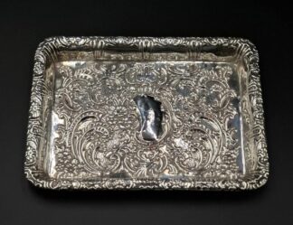 LOT 30 (3295155) Est R4000 to R8000 - An Edward VII Ladies Silver Dressing Table Tray in the Rococo-Revival Taste