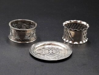 LOT 2 (32958) Est R800 to R1500 - A Matched pair of Silver Napkin Rings