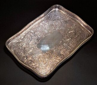 LOT 68 (32974) Est R400 to R800 - A Classic English Electroplated Rococo-style footed Gallery Tray of neat proportions